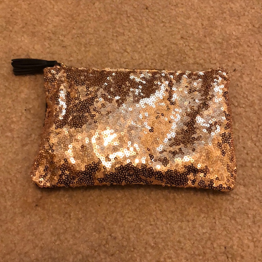 Ipsy makeup bag
